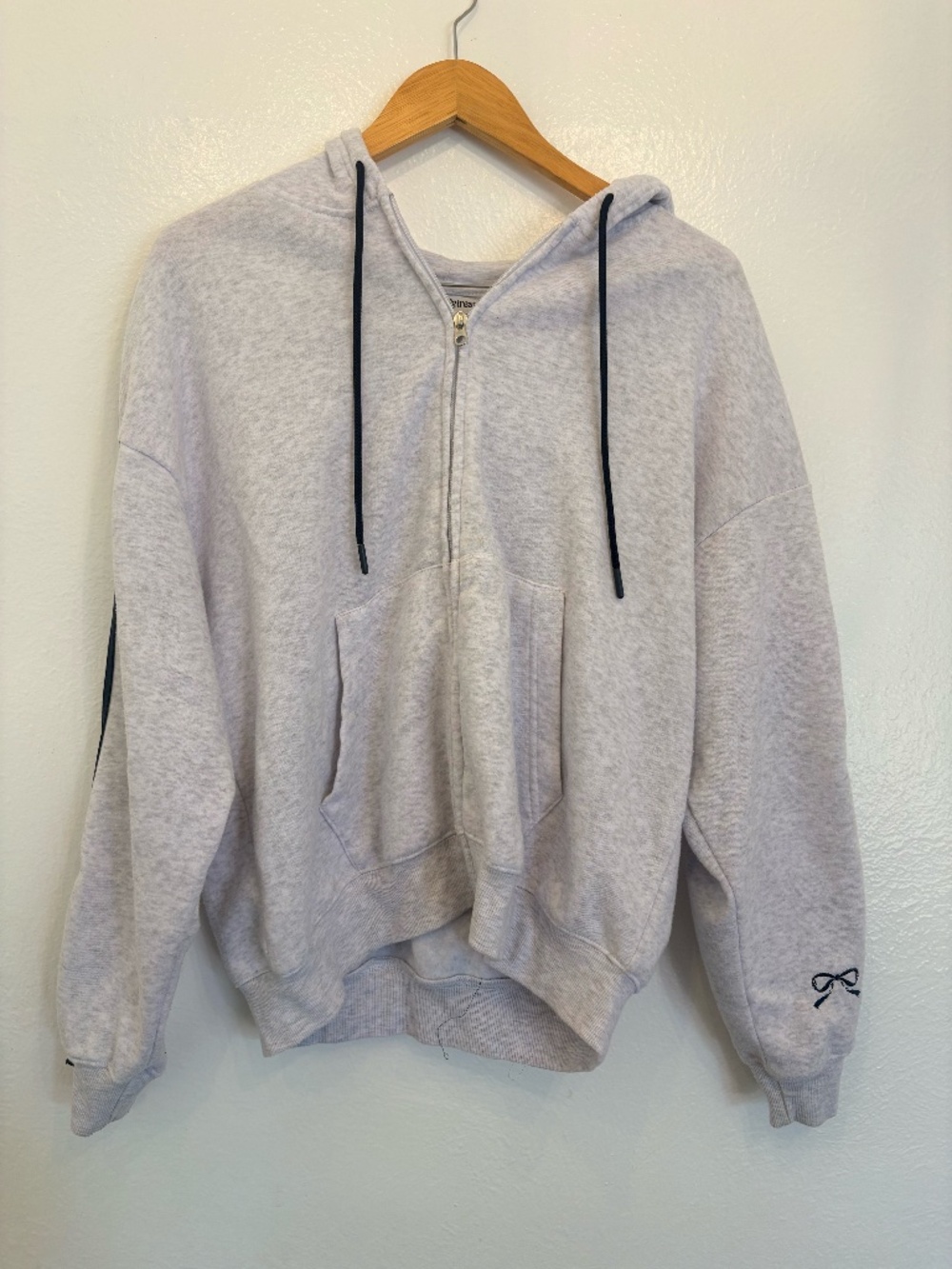 Sunday Retreat Grey Zip Up Hoodie Sporty Sz Medium